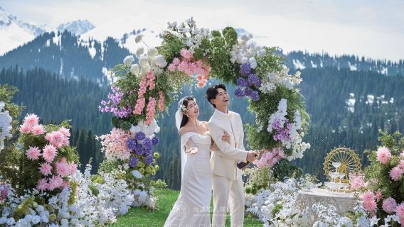 伊犁Trip Moments【賽里木湖恰西庫爾德寧目的地婚禮+婚紗照/旅行微電影/攝像攝影】