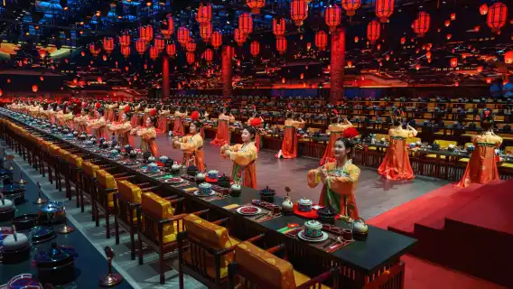 Beijing Imperial Cuisine Museum Experience (Royal Luxury + Ancient Chinese Ethnic Dance Performance + Imperial Feast + Optional Costume Experience + Museum Visit)