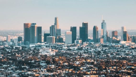 Reservar después de consultar / Beverly Hills, Los Ángeles, EE. UU., Parque Griffith, Paseo de la fama de Hollywood / Aeropuerto / Transporte punto a punto / Guía conductor para viajes / Servicio de vehículo privado