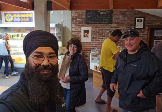 From Christchurch: Akaroa Day Tour with Optional Cruise