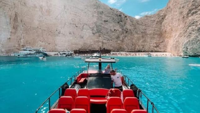Zakynthos: Shipwreck Bay by fast boat - Small Group