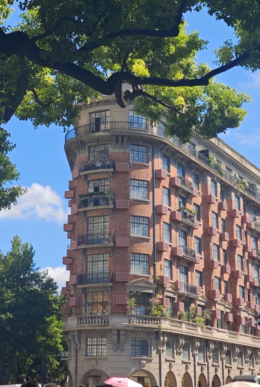 การเดินทางระยะสั้นในเมือง: มหาวิทยาลัยเจียวทง + ถนนอู่คัง + บ้านพักเดิมของซ่งชิ่งหลิง ทัวร์ครึ่งวัน พร้อมล่ามเชิงลึก