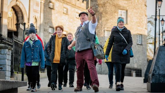 Kilkenny: Historical and Hysterical Guided City Walking Tour