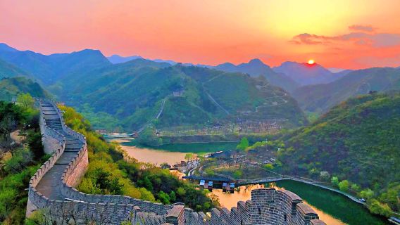Beijing Water Great Wall Bus Tour with Boat Ride (Raft Option)