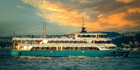土耳其伊斯坦堡博斯普魯斯海峽遊船【日落/觀光遊船 夜景晚餐遊船 多班次可選】
