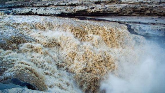 Yellow River Hukou Waterfall + Huangdi Mausoleum Xuanyuan Temple 1-day Tour Pure Play|English-speaking guide + transfer