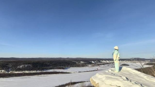 漠河+白樺林+北紅村+龍江第一灣拼車一日遊【到北極村結束】