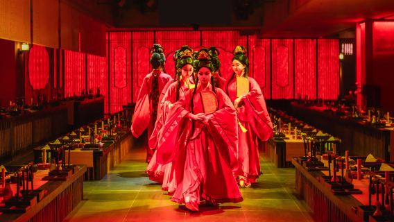 [Qingdao palace feast] Enjoy cuisine while watching a performance - 12 dishes with 100 min of music and dance in the Lanqi feast