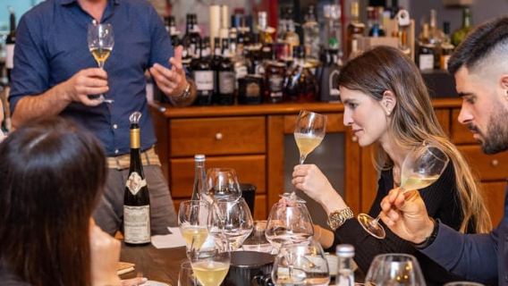 Aveiro: Wine tasting & food pairing