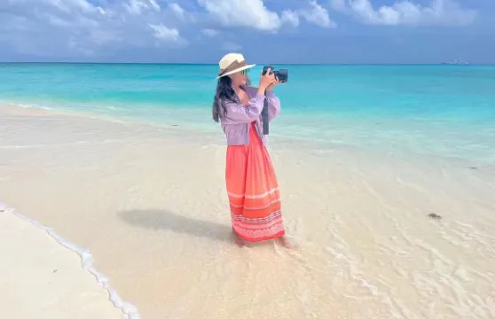 廣西北海潿洲島遊艇帆船租賃拼船包船出海觀鯨尋鯨浮潛海釣旅遊