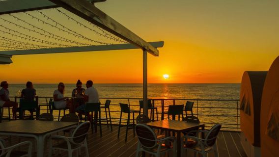 cắm trại qua đêm ở Đảo Hamilton[Reefsuite Quần đảo Whitsunday, Airlie, Đảo Hamilton, Khách sạn dưới nước Rạn san hô Great Barrier của Hardy]