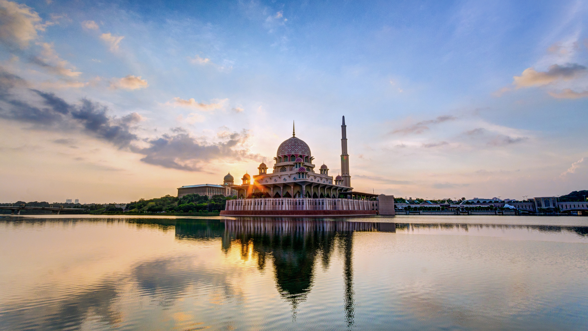 Crociera al tramonto a Putrajaya ed esplorazione notturna di Kuala Lumpur - opzione privata