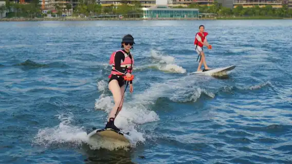 上海滴湖逸景滑浪水上嘉年華嗨翻夏天/多種項目【獨木舟，漿板，水上電單車，電動滑浪，水上飛人等團建優選】