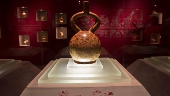 Half-day private tour to Larco Herrera Museum