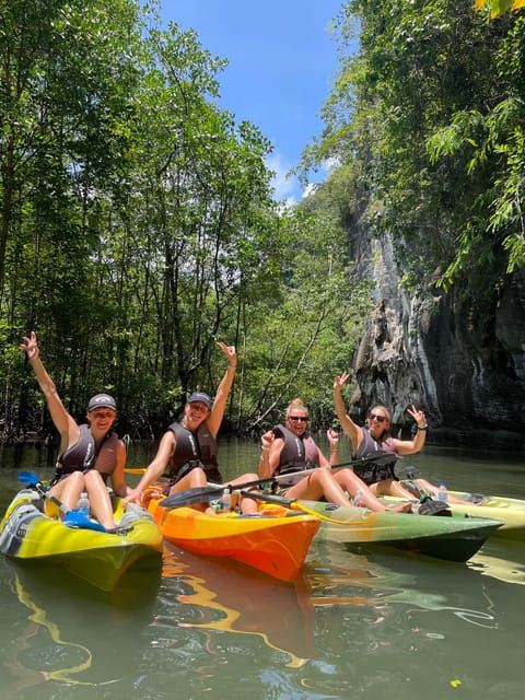 Langkawi: avventura in kayak nelle mangrovie del Kilim Karst