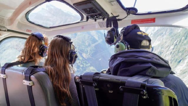 Franz Josef: Rundflug mit dem Hubschrauber und Gletscherlandung