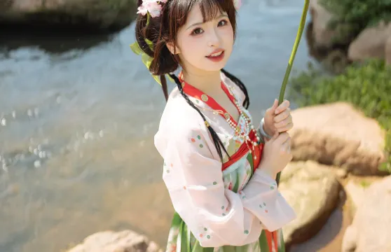 碭山Trip Moments【梨樹王酥梨小鎮約拍跟拍攝影攝像+多語言翻譯本地攝影師】