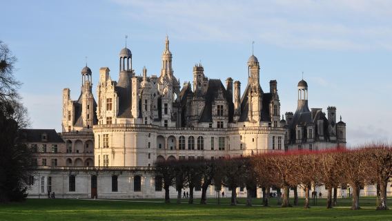 法國巴黎來回盧瓦爾河谷｜法式風情的法國花園【中文司導包車】