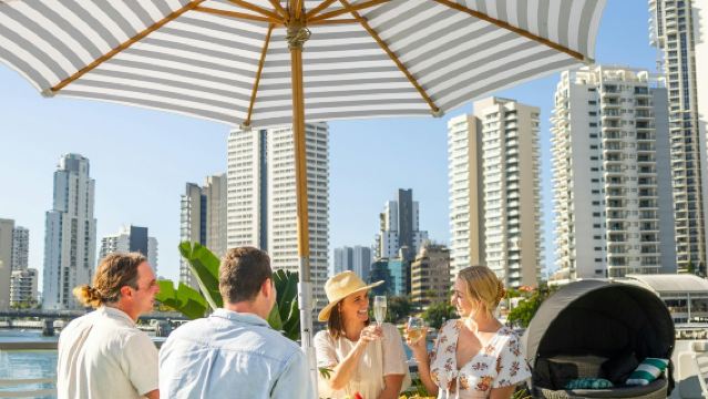 Crucero con almuerzo buffet por Gold Coast