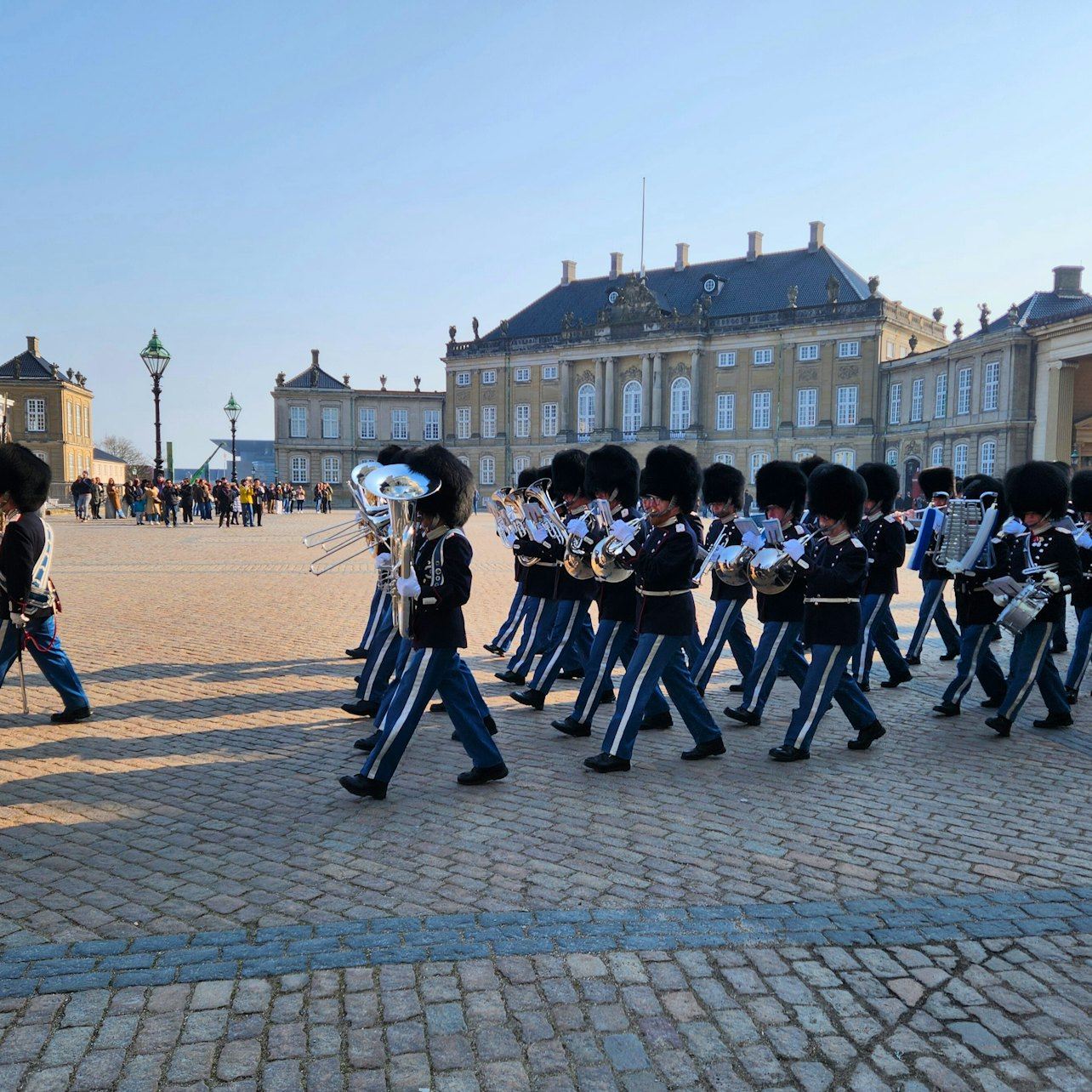 Copenhagen: Guided Walking Tour + Ferry Ride
