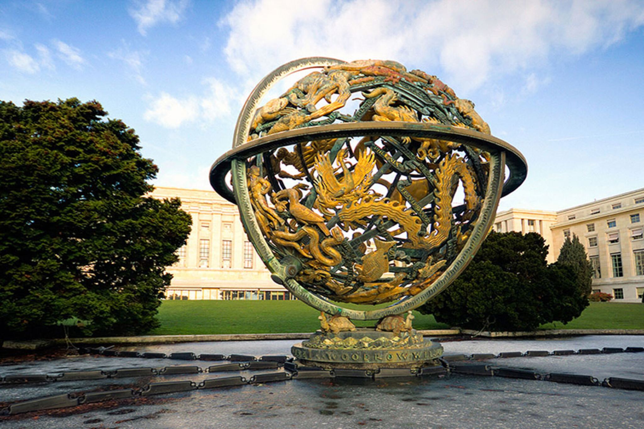 Lawatan separuh hari melawat bandar Geneva, Switzerland|Termasuk kereta api mini|Pelayaran Tasik Geneva pilihan musim panas