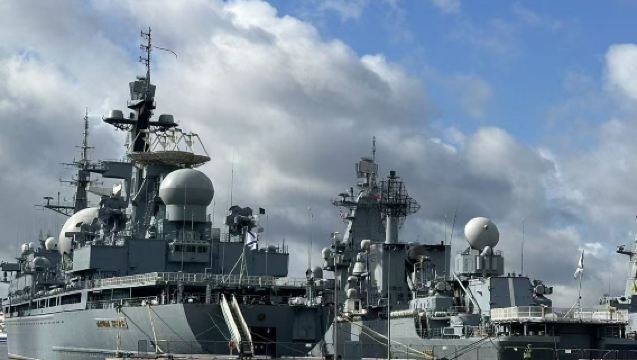 Россия, Владивосток: Железнодорожный вокзал + Музей подводной лодки + Православный собор (входной билет не включён)