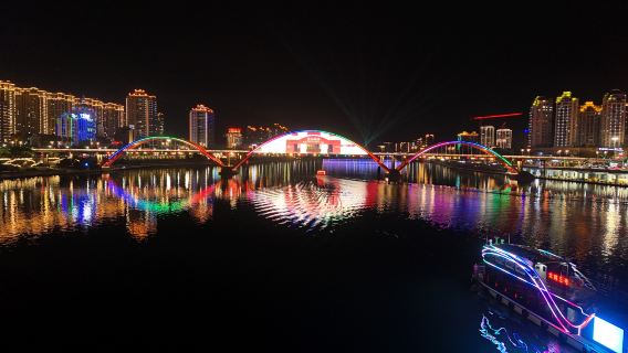Tickets for Hangzhou Qiantang River Night Cruise (Wulinmen Wharf Departure + Qianjiang New Town Light Show)