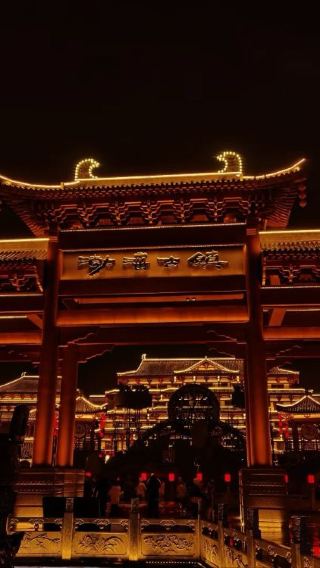 Explore the nightlife in Hunchun and discover the thousand-year-old Bohai ancient town [at the China-Russia-North Korea border | Tang-style architecture]