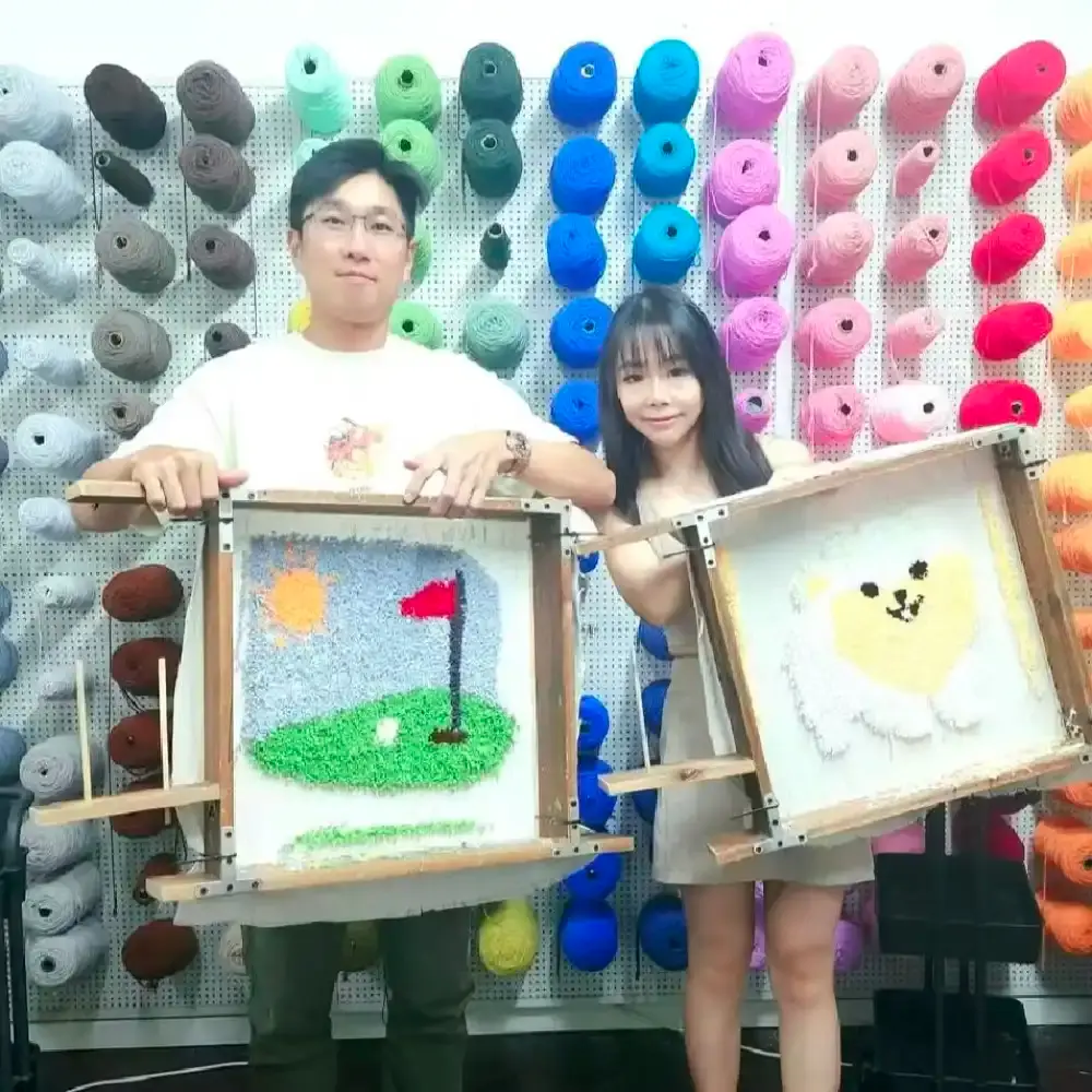 シンガポールのタフティングカーペット制作体験（プロ仕様タフティング
