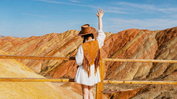 Zhangye lawatan sehari ● Landskap Danxia Berwarna-warni + Gunung Salji Bales ● Pakej persendirian sewaan peribadi Gansu ● Pengalaman bermain mendalam