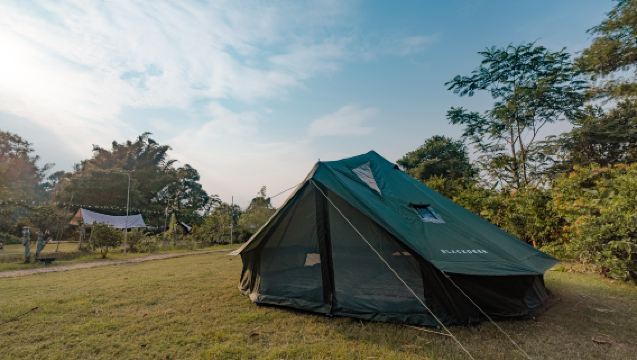 珠海肆海營地(黃楊山店)·過夜露營【拎包入住野奢帳篷+日式烤肉+露營裝備+過夜營票】