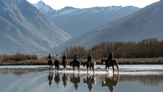 Neuseeland Glenorchy Rees River | Pferderitt-Erlebnis auf dem Paradise Road Filmset mit familienfreundlicher Aktivität