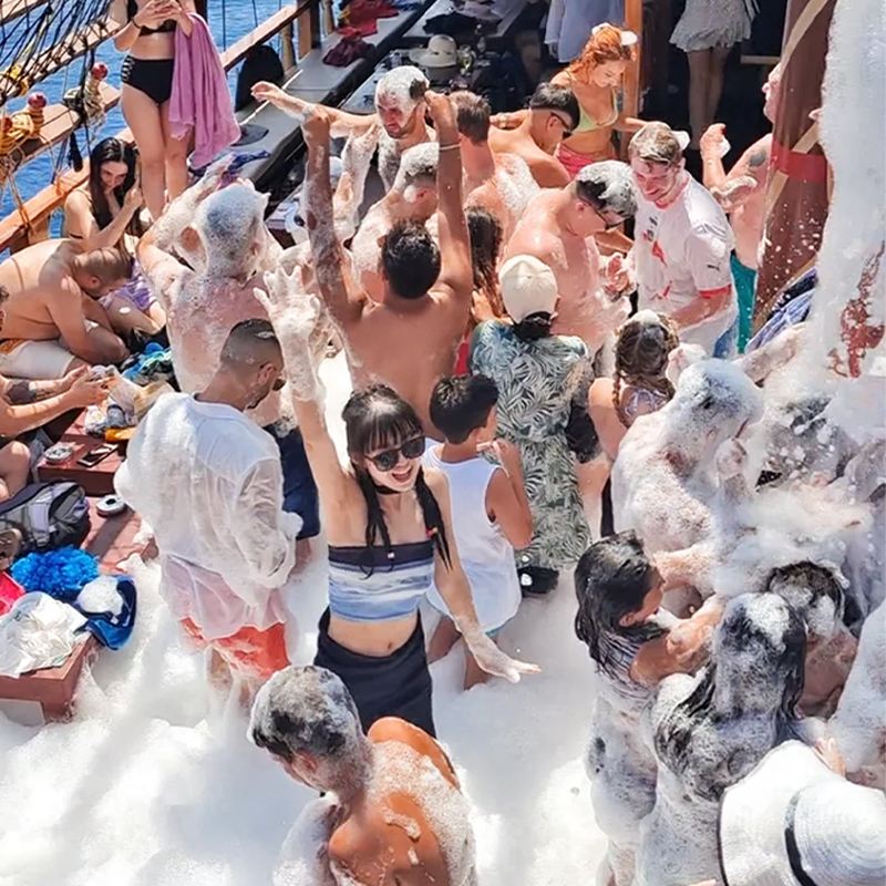 Fethiye + Ölüdeniz Plajı Tagesausflug | Piratenschiff Inselhopping | Schaumparty mit Musik an Bord