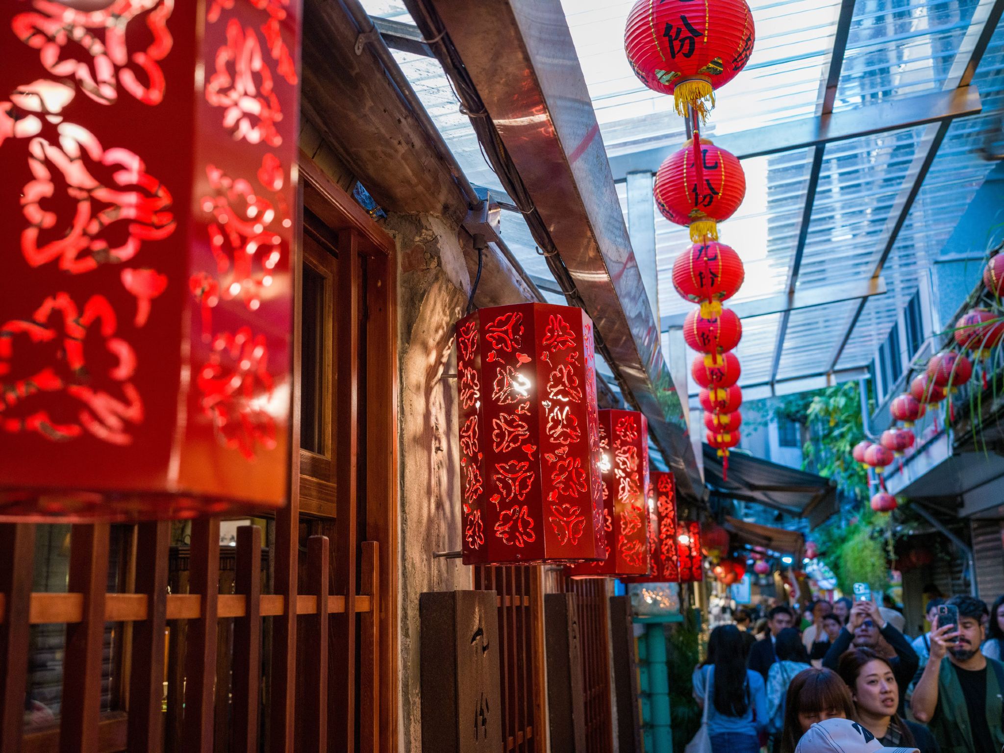 ナイト九份観光と夜市散策（台北発）