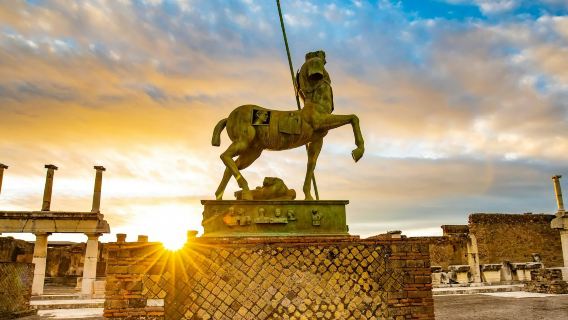 Pompeii, Amalfi Coast & Sorrento: Day Trip from Rome