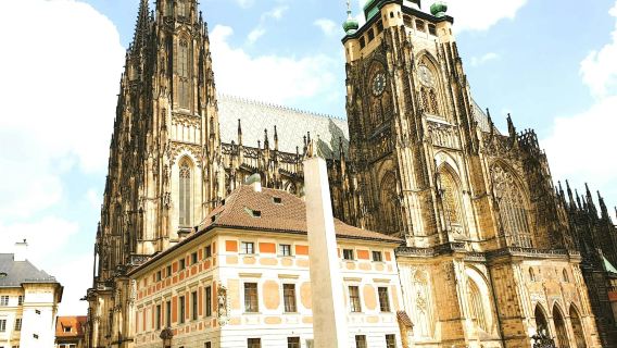 Prague Castle tickets with online guide on your smartphone