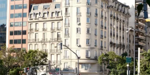 阿根廷-布宜諾斯艾利斯方尖碑-巴羅洛宮-國會廣場-中文包車