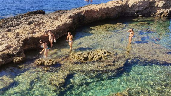 Palma de Mallorca: Hidden Caves Tour with a Local