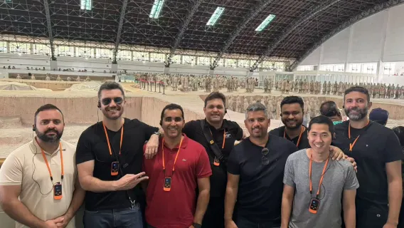 Xian Highlight Group Day Tour: Terracotta Army, City Wall, Pagoda, Muslim Quarter 