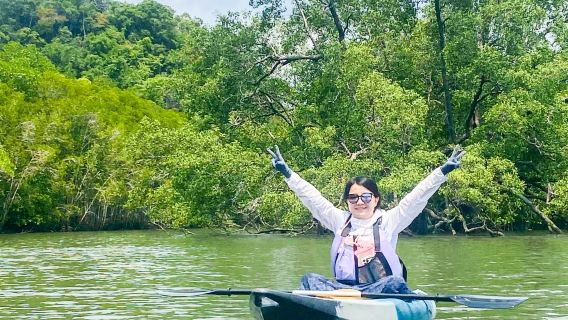 Опыт каякинг в мангровых зарослях Танджонг Ру на Лангкави (стиль лодки-платформы)