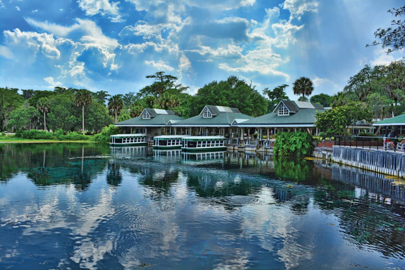銀泉州立公園玻璃底船+獨木舟之旅一日遊【兩人成團|週二去程】