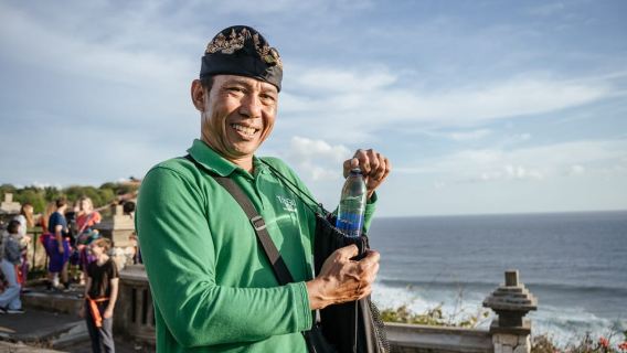 Bali: Uluwatu-Tempel und Kecak-Feuertanztour ohne Anstehen