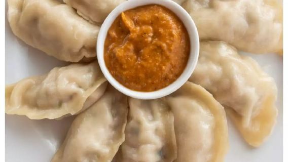 Nepalese keuken in Pokhara: kookcursus momo's of dal bhat