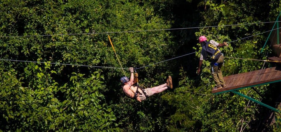 น้ำตกวิกตอเรีย: ทัวร์ชม Canopy พร้อมบริการรับส่ง