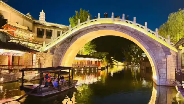 古北水鎮一日遊【特色午餐‍‍‍◉可選夜遊長城◉觀燈光秀】