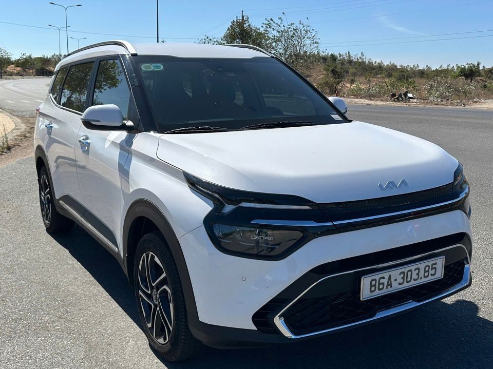 サパ（ラオカイ）からハイフォン中心部までのプライベートカー（片道）