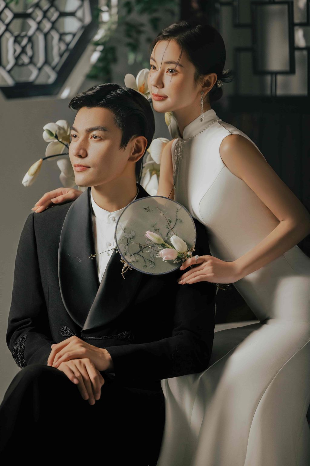 Jinzhong Yushe multilingual guide services, private charter, customized travel planning, business accompaniment, and professional photography documentation.