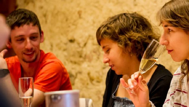 Barcelona: Geführte Wein- und Cava-Erfahrung