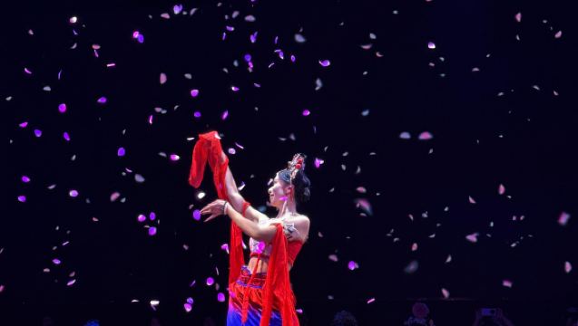 Kunming Palace Banquet · Jue Banquet | 360° Immersive Experience, Step into an Ancient Dian Court Feast [Savor Exquisite Dian Cuisine + Enjoy Classical Music & Dance + Costume Change Experience]