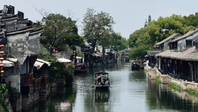 เซี่ยงไฮ้ไปกลับ: ทัวร์ 1 วัน อูเจิ้นตะวันออก + เที่ยวกลางคืนอูเจิ้นตะวันตก [เลือกไกด์นำเที่ยวภาษาไทย/อังกฤษได้]